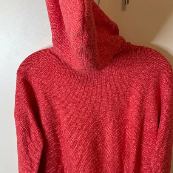 CAbi Pink Knit Hooded Sweater with Front Pocket Details. Style 4473 - Picture 5 of 7